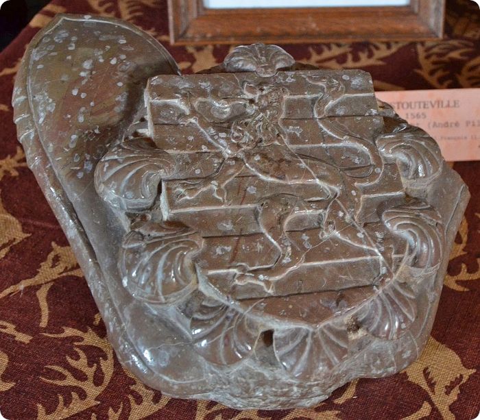 Blason de Jean II d'Estouteville-Villebon ( 1565)