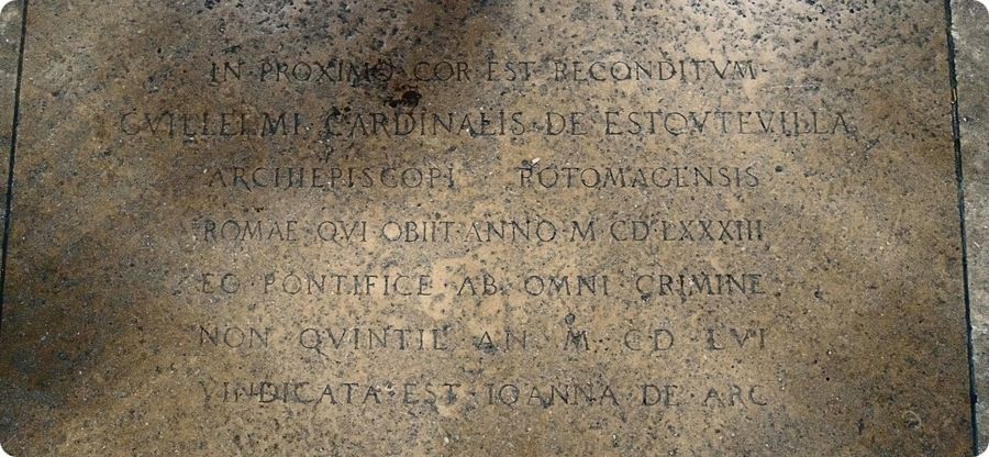 Dalle à l'inscription de Guillaume d'Estouteville en la cathédrale de Rouen