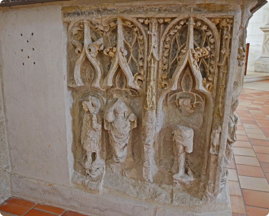 Tombe de Jacques d'E.-Valmont et Louise d'Albret