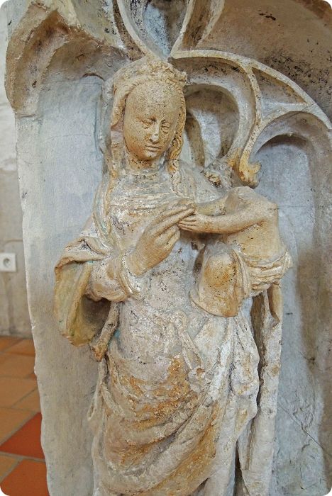 Tombe de Jacques d'E.-Valmont et Louise d'Albret