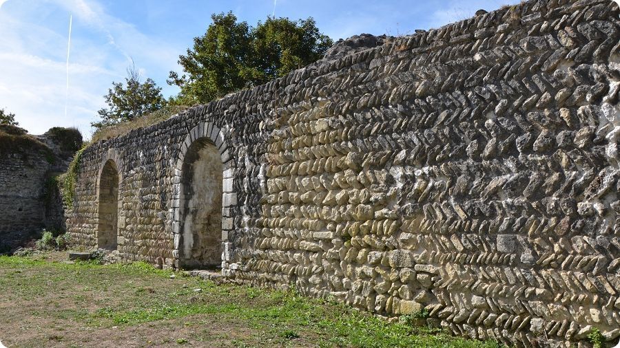 Vestiges du château médiéval d'Ivry-la-Bataille