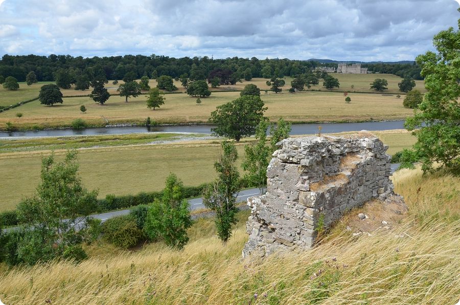 Vestiges du château de Roxburgh en Écosse