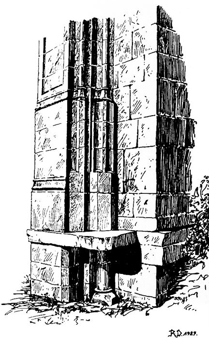 Vestiges de la première abbatiale de Valmont